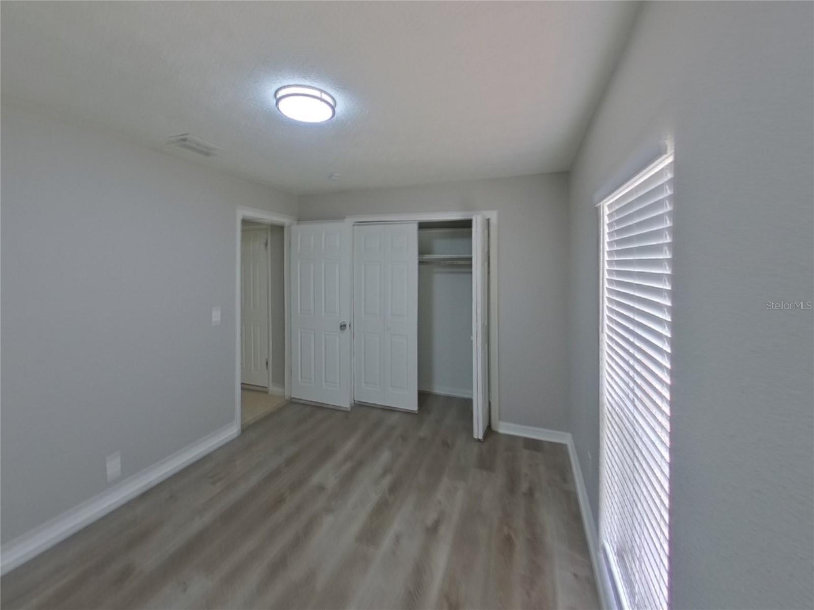 Building Photo - 114 Jeffrey Dr