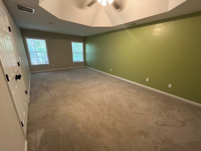 Building Photo - 4 Bedroom | 3 Bathroom Apex Home with Fenc...
