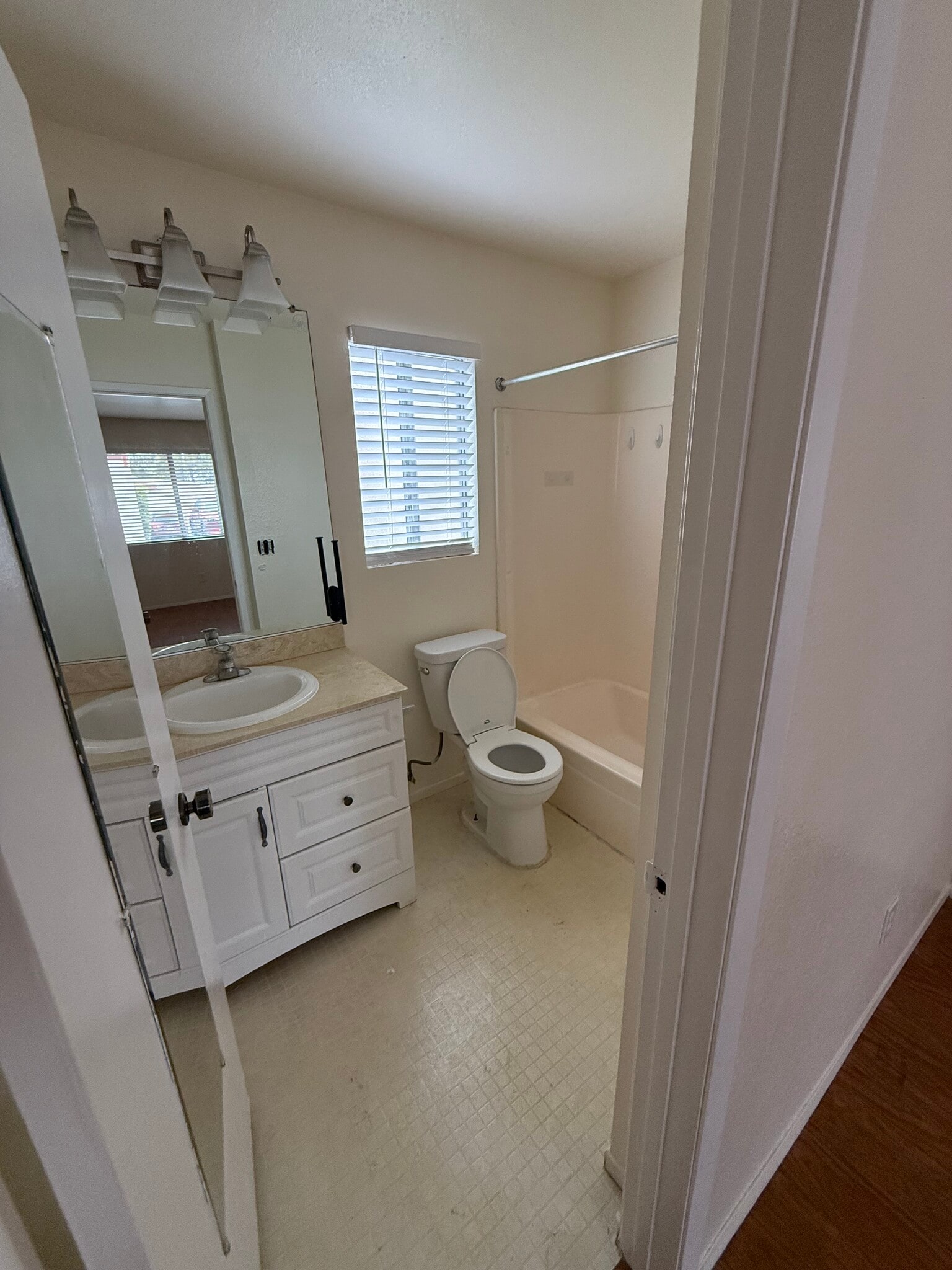 Building Photo - 4857 College Ave