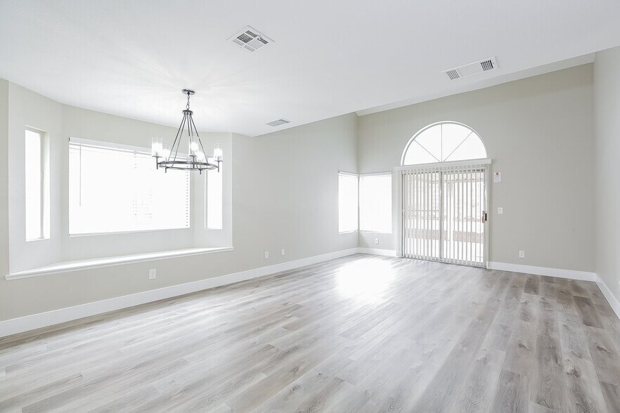 Building Photo - 7231 Nordic Lights Dr