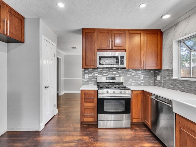Building Photo - 4430 Echo Falls Dr