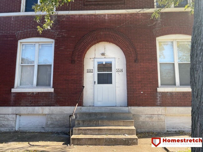 Building Photo - Second Floor One Bedroom Available for Imm...