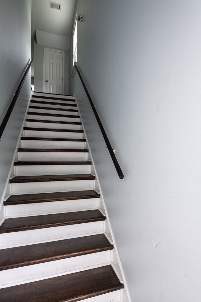 Building Photo - 1607 Ralph David Abernathy Blvd SW