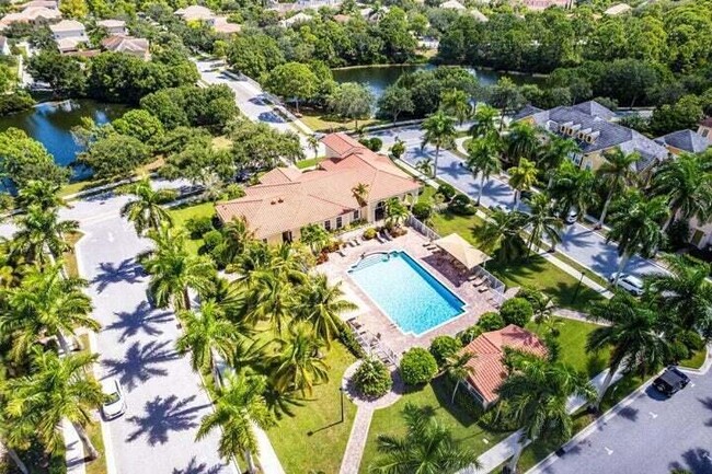 Building Photo - 207 Edenberry Ave