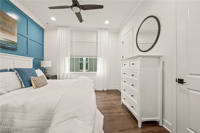 Building Photo - 6992 Saona CT