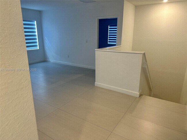 Building Photo - 27034 SW 132 Ct Rd