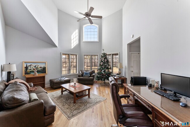 Building Photo - 7 Lower County Rd