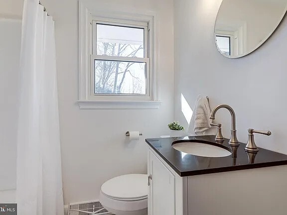 Building Photo - 302 Harris Rd