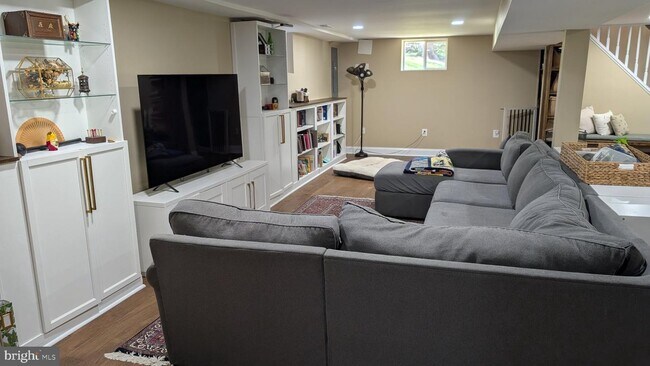 Building Photo - 15715 Tierra Dr