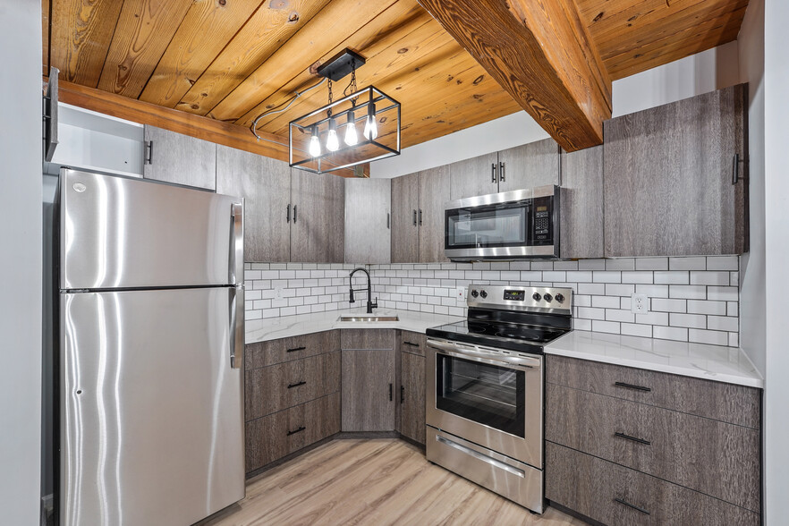 Factory Apartments 616 S West End Ave Lancaster PA 17603 Apartment