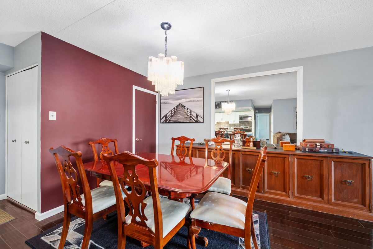Building Photo - 11108 Valley Forge Cir