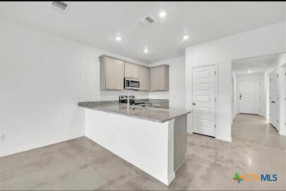 Building Photo - 914 Cherry Laurel Ln