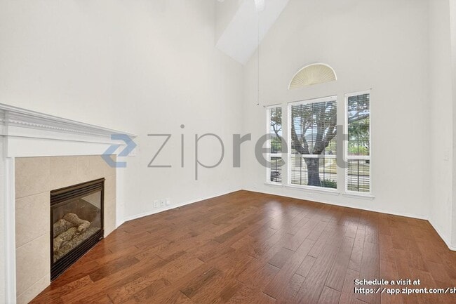 Building Photo - 11272 Chaucer Dr