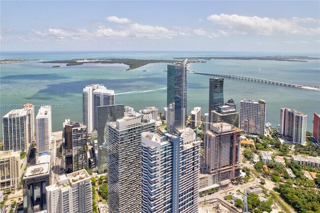 Building Photo - 60 SW 13th St