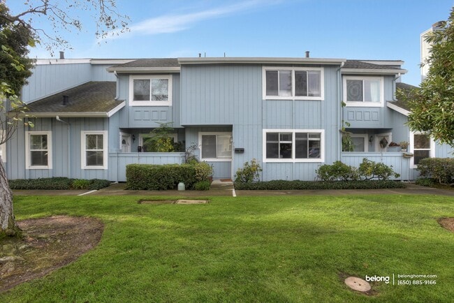 Building Photo - 768 Comet Dr