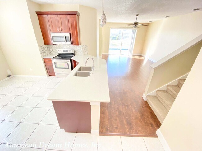 Building Photo - 729 Tuten Trail