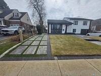 Building Photo - 712 Barnes Ave