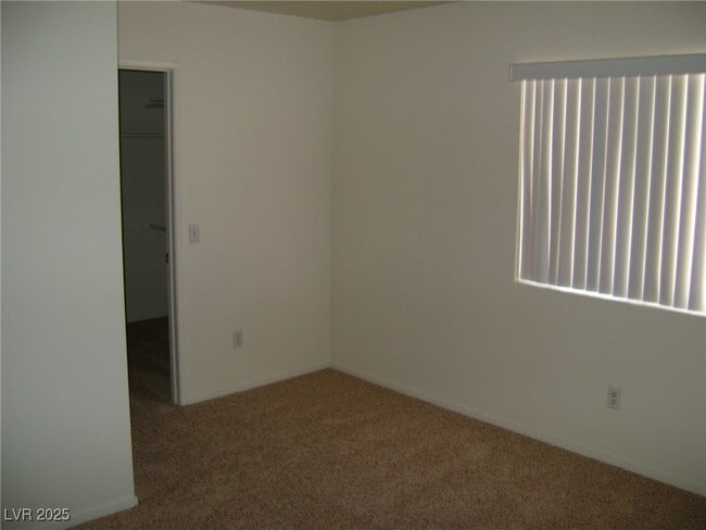 Building Photo - 830 Padre Field Ct