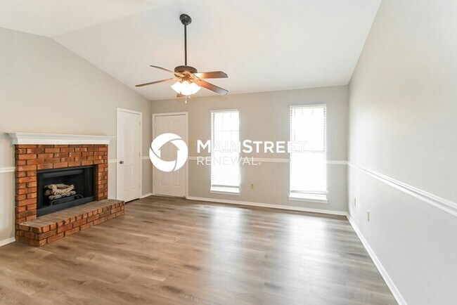 Building Photo - 3 Bedroom Pet-Friendly Home in Olive Branch, MS with Main Street Renewal
