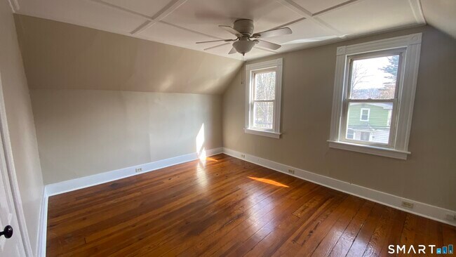 Building Photo - 88 Belleview Ave