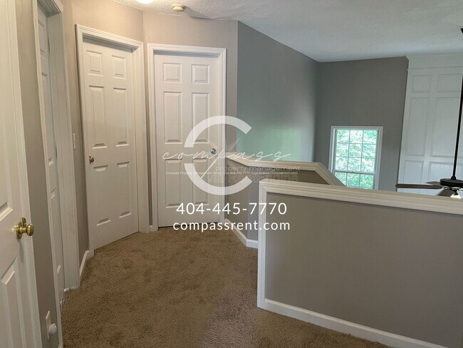 Building Photo - 2106 Clearvista Dr NW