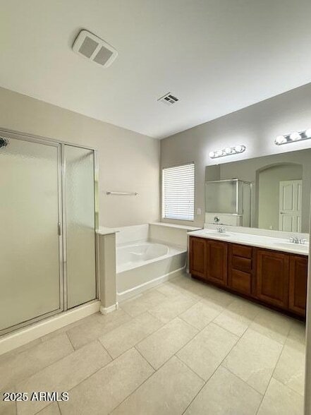 Building Photo - 4231 E Firestone Dr