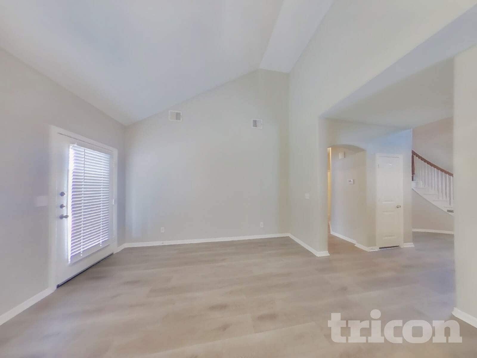 Building Photo - 511 Wolf Dr