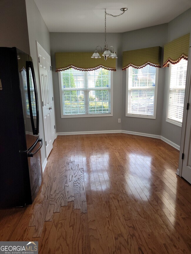 Building Photo - 1809 Willow Branch Ln