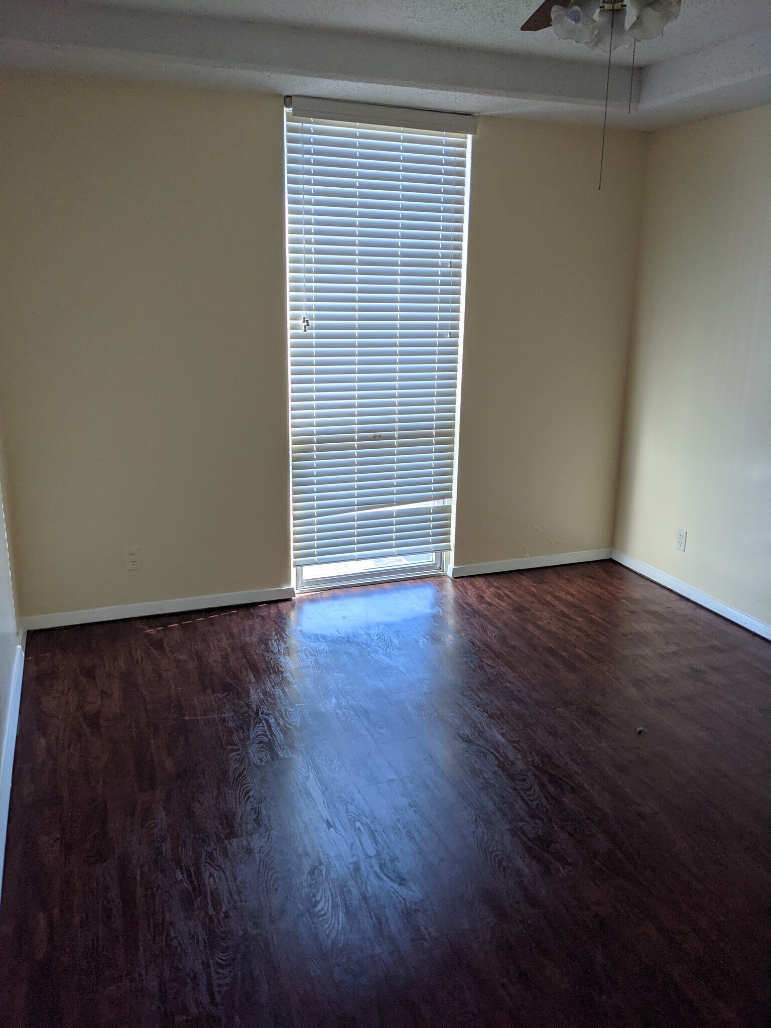 Bedroom #1 - 1271 Poplar Ave