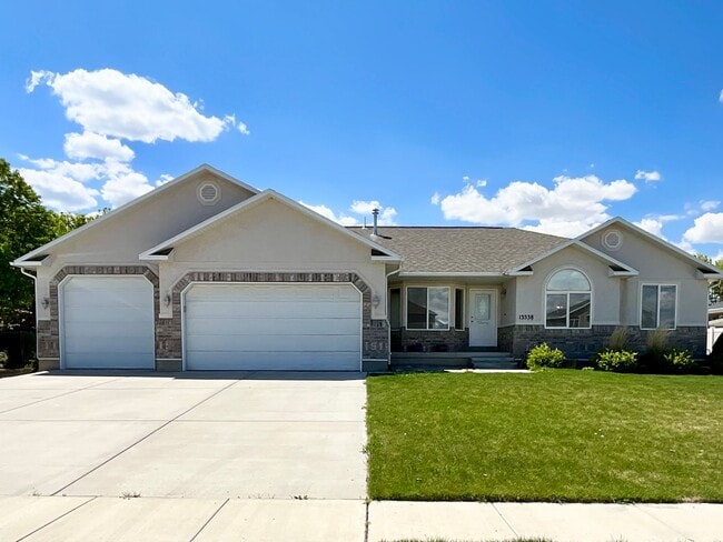 Primary Photo - Herriman Rambler with Basement Apartment