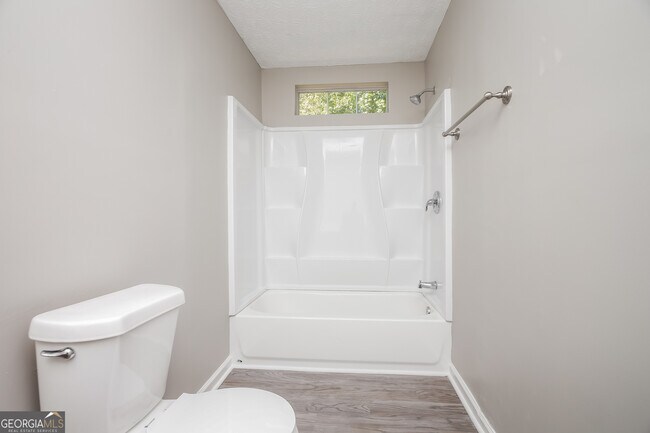 Building Photo - 851 Plumbridge Ct