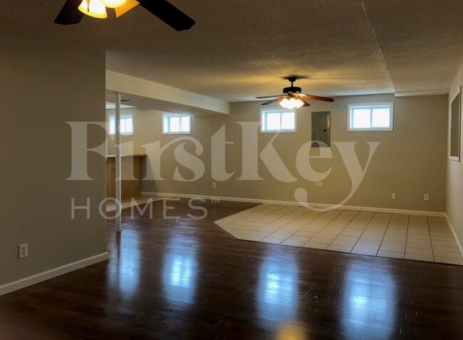 Building Photo - 1503 Jordan Lee Ct