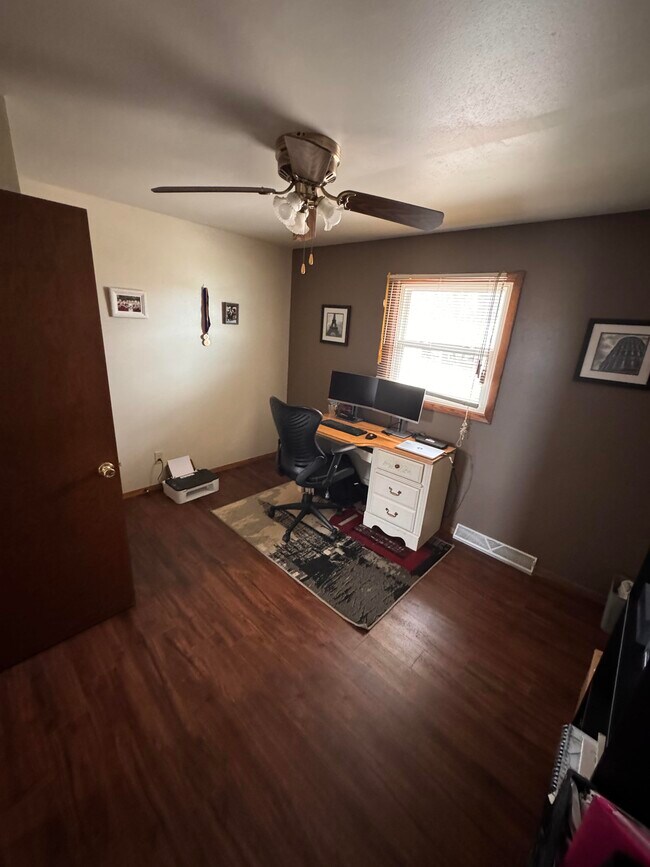 Building Photo - 1505 S Driscoll St