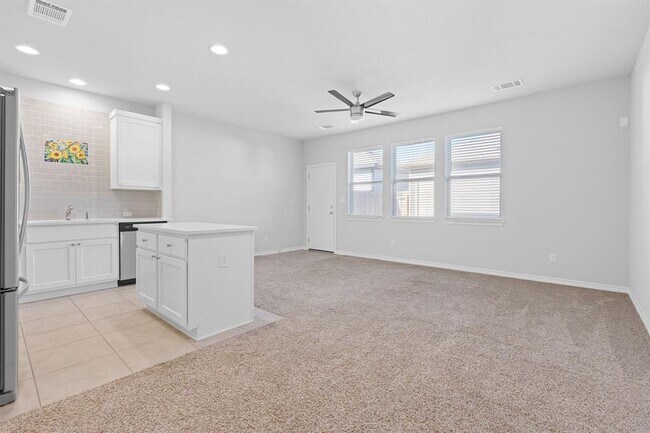 Building Photo - 1828 Arendale Dr