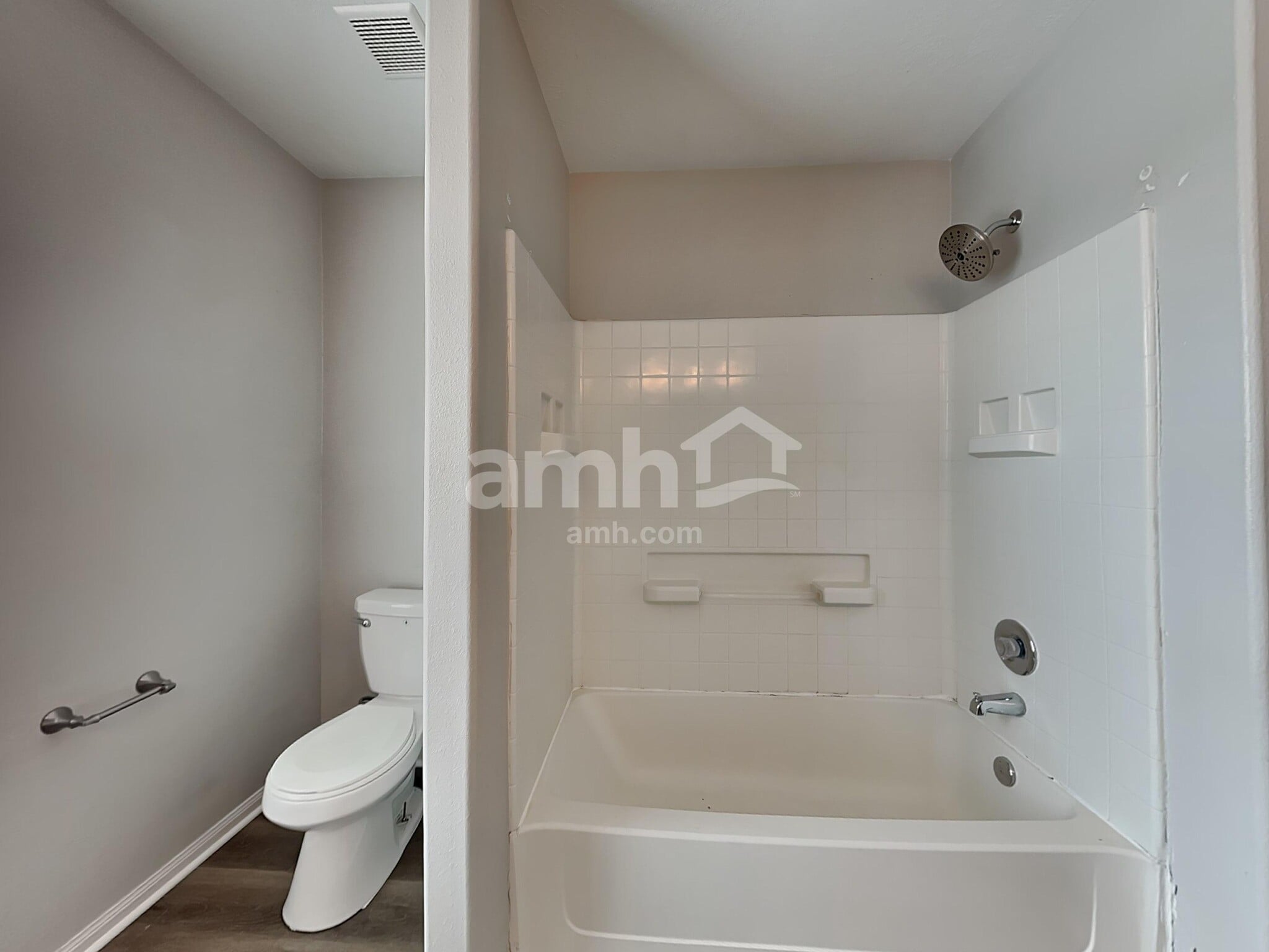 Building Photo - 13323 Ambrosa Dr