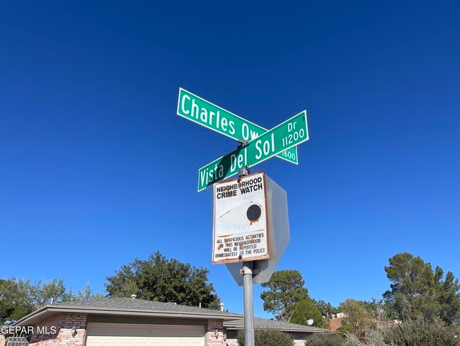 Building Photo - 1601 Charles Owens Dr