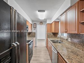 Building Photo - 1501 SW 57th Ave