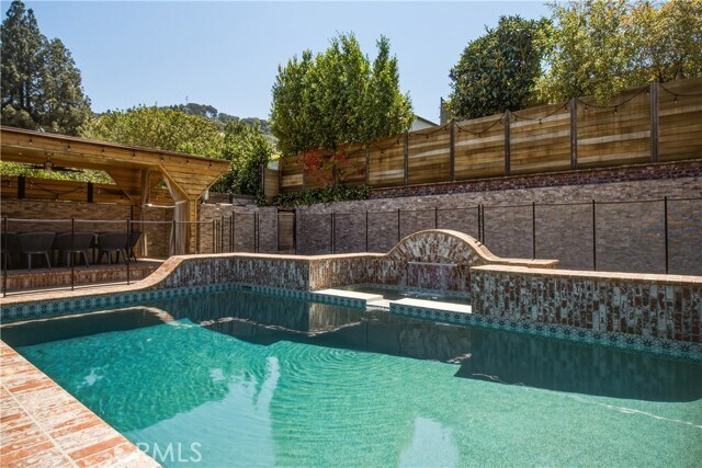 Building Photo - 3184 Dona Sarita Pl