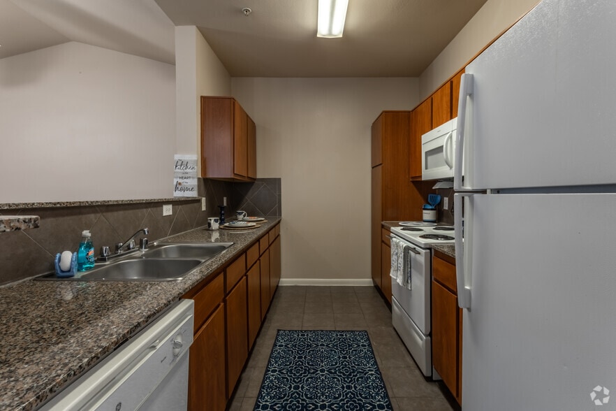 Primary Photo - Atascocita Pines