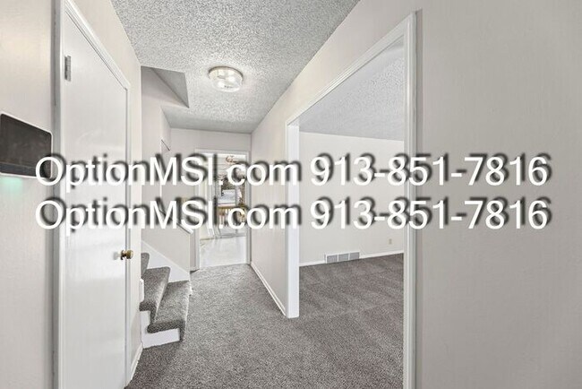 Building Photo - 1/2 month free if moved in by 2/28!! A great place to call home!!