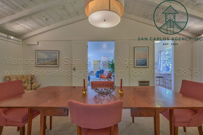 Building Photo - Furnished Two Bedroom Carmel Cottage