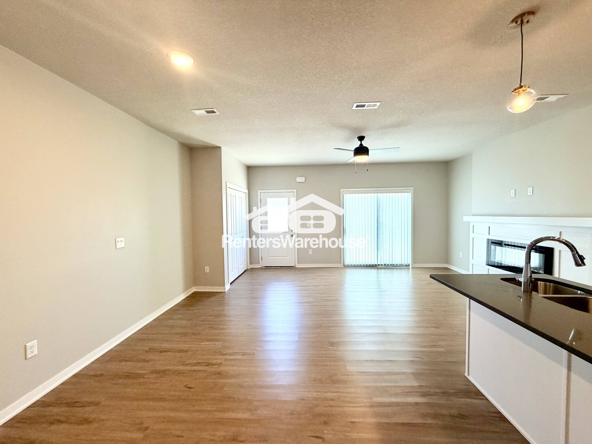 Building Photo - 3620 NE Marissa Ln