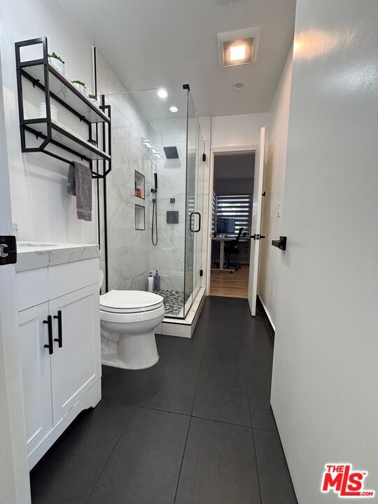 Building Photo - 10148 Gothic Ave