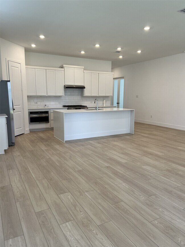 Building Photo - 2619 Grv Crst Dr