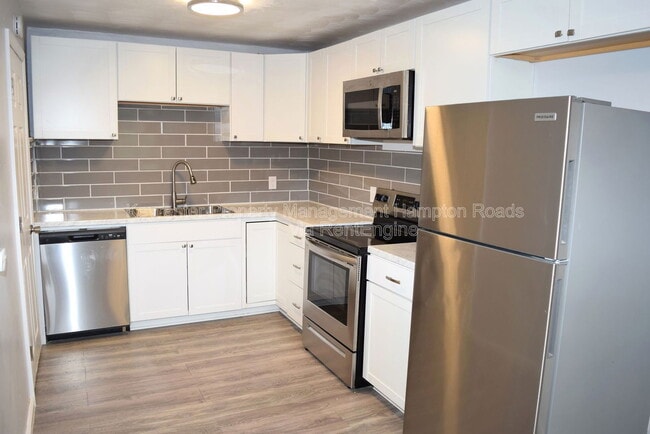 Building Photo - 1312 Sparrow Rd