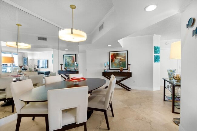 Building Photo - 21055 Yacht Club Dr