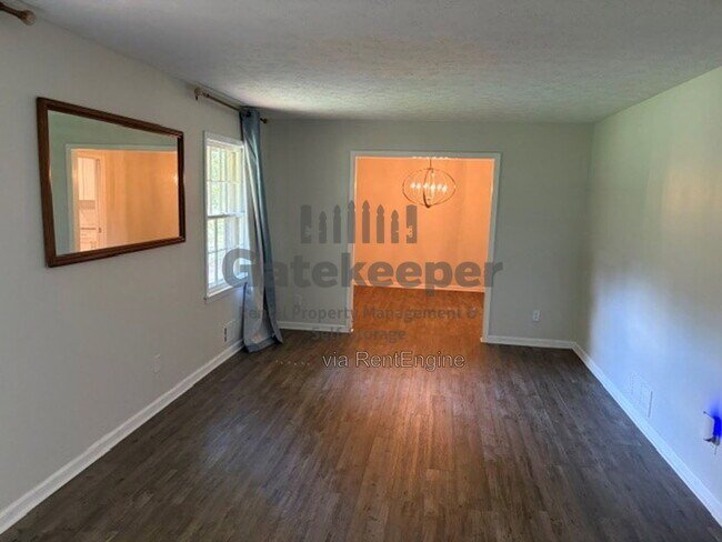 Building Photo - 120 Riley Ct