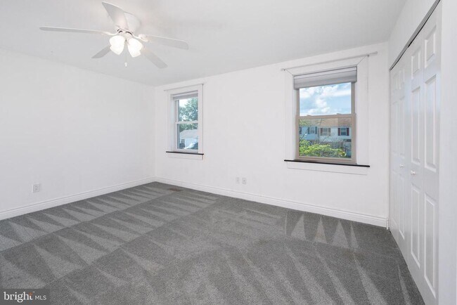 Building Photo - 6517 Jefferson Ct