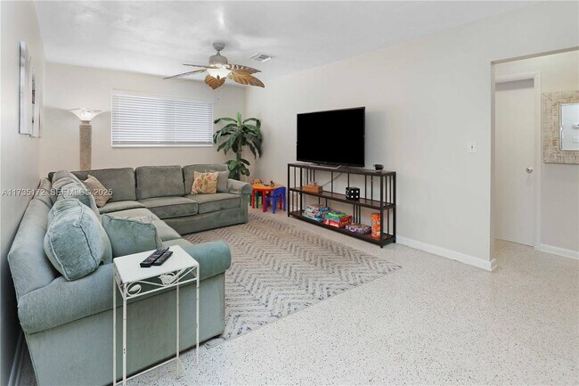 Building Photo - 330 Van Buren St