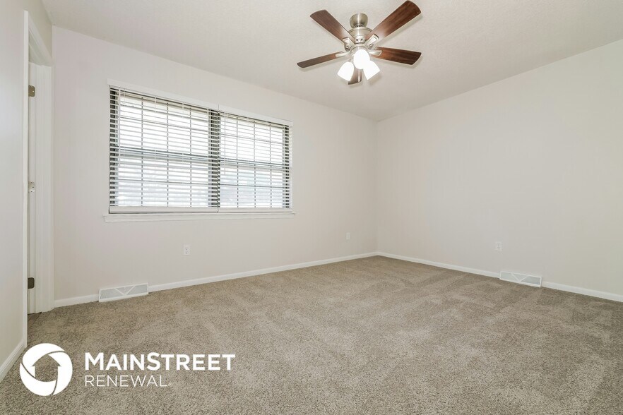 Building Photo - 1417 N Blue Mills Rd